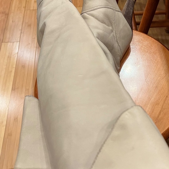 Zodiac Boots - Picture 3 of 14